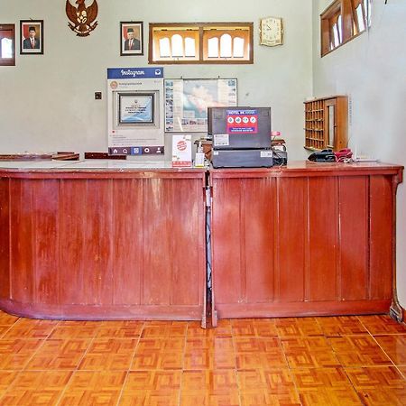 Capital O 91644 Loka Hause Hotel Salatiga Buitenkant foto